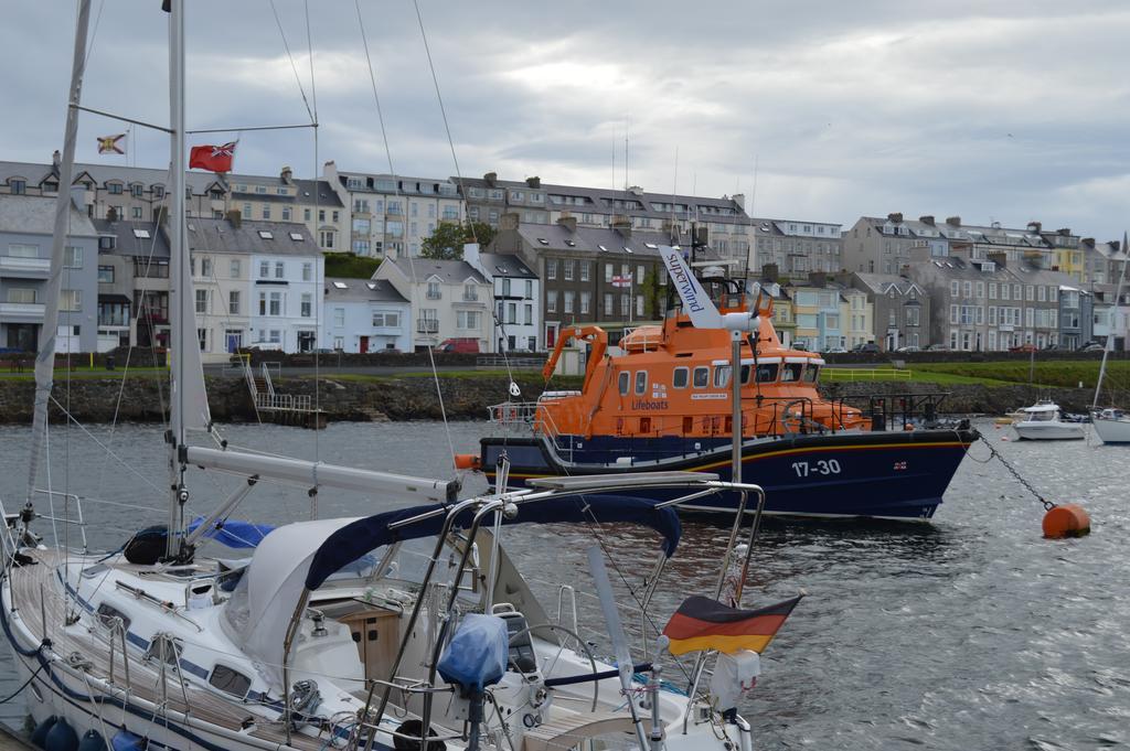 Pier39Portrush Adult Only Bed & Breakfast Exterior foto